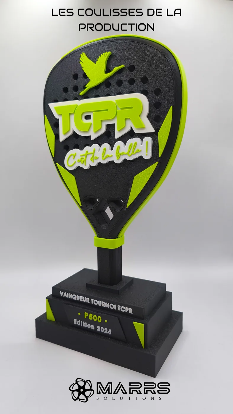 Trophée en forme de raquette, vainqueur du tournoi TCPR P500 2026